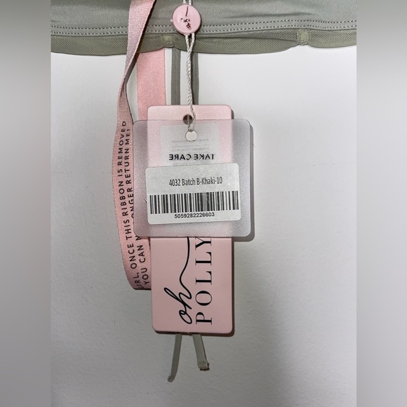 COPY - Oh Polly - Crop Top - Light Green - New with Tag - 6 US / Small - Picture 7 of 10